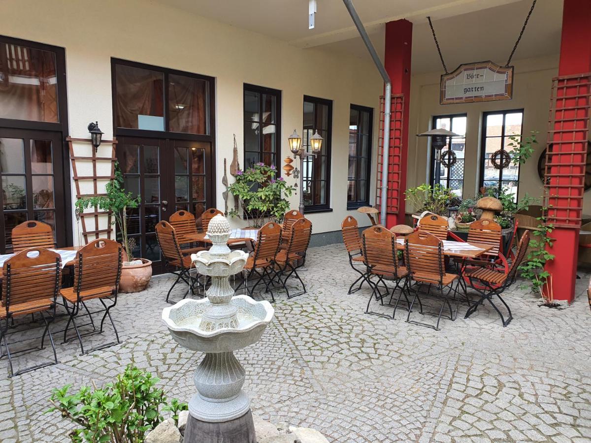 Hotel Zur Goldenen Sonne Quedlinburg Exterior foto
